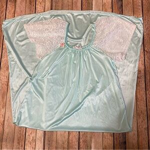 VTG Val•Mode Lingerie Small Pastel Blue Lace Sleeves A-lined Nighty Made in USA